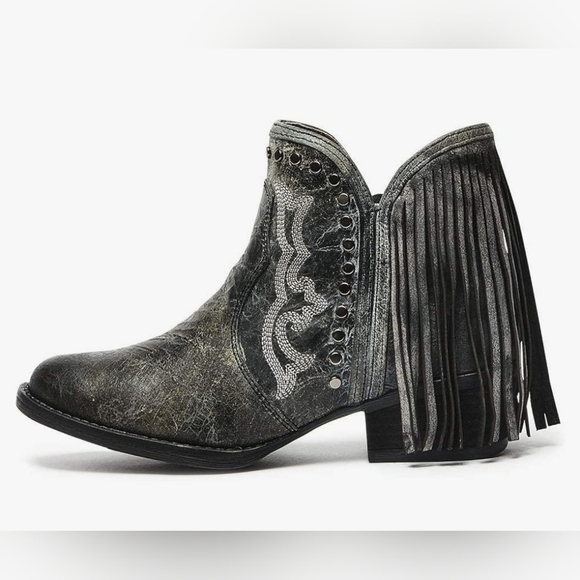Sterling River Women's Distressed Black Zip Up Fringe R-Toe Booties Size 8 - Picture 1 of 15